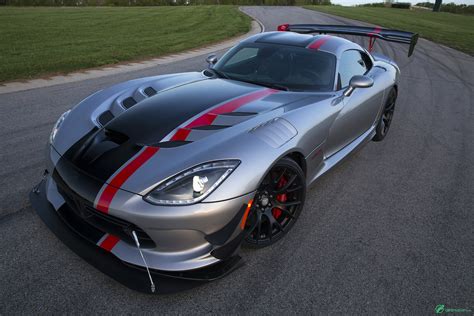 The result: Pobst ran the 2016 Dodge Viper ACR at Laguna to a new track record of 1:28:65. That record-setting time is 5.27 seconds faster than the previous-generation ACR's track record at Laguna ...